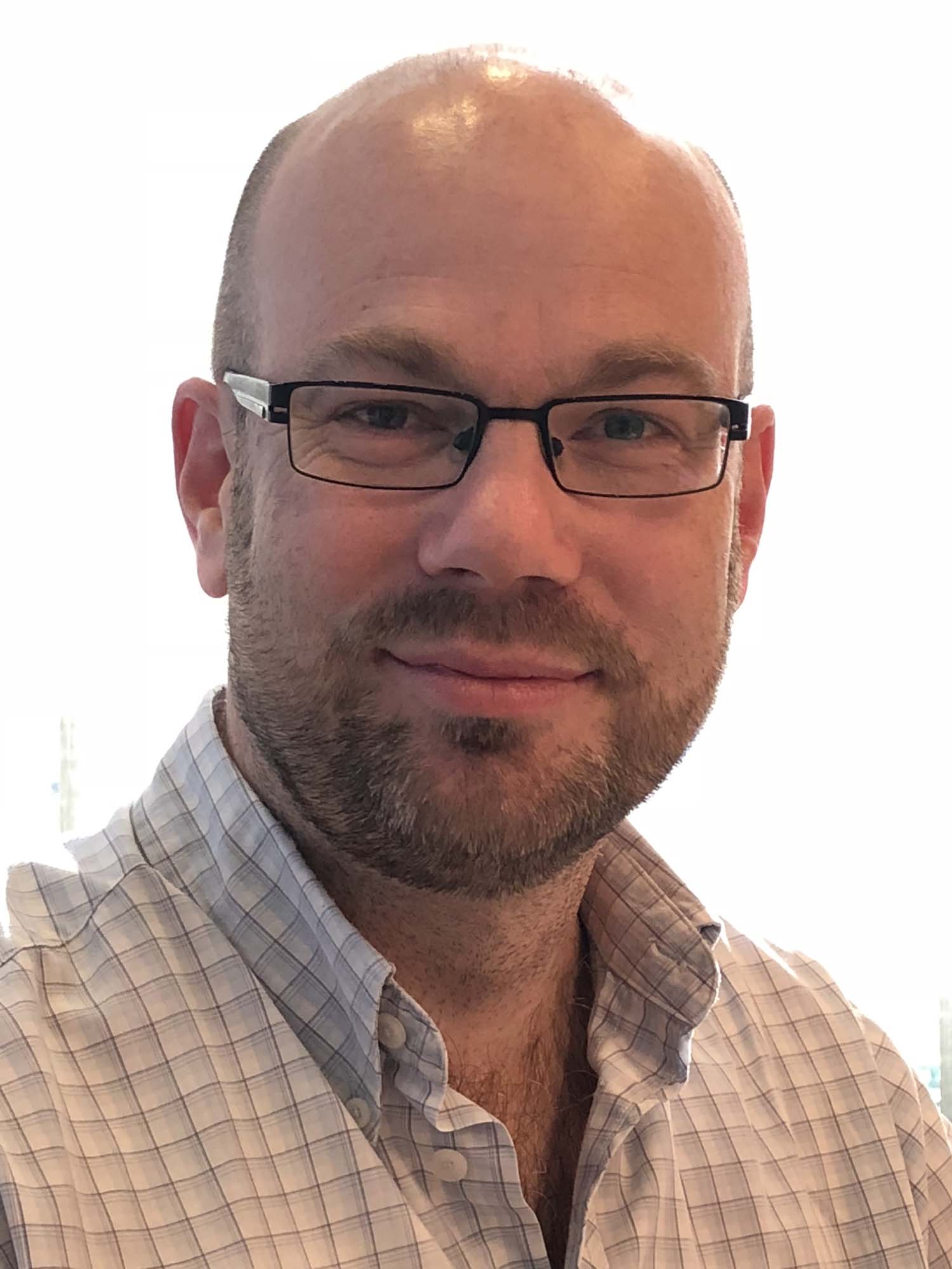 Simon Leedham Headshot