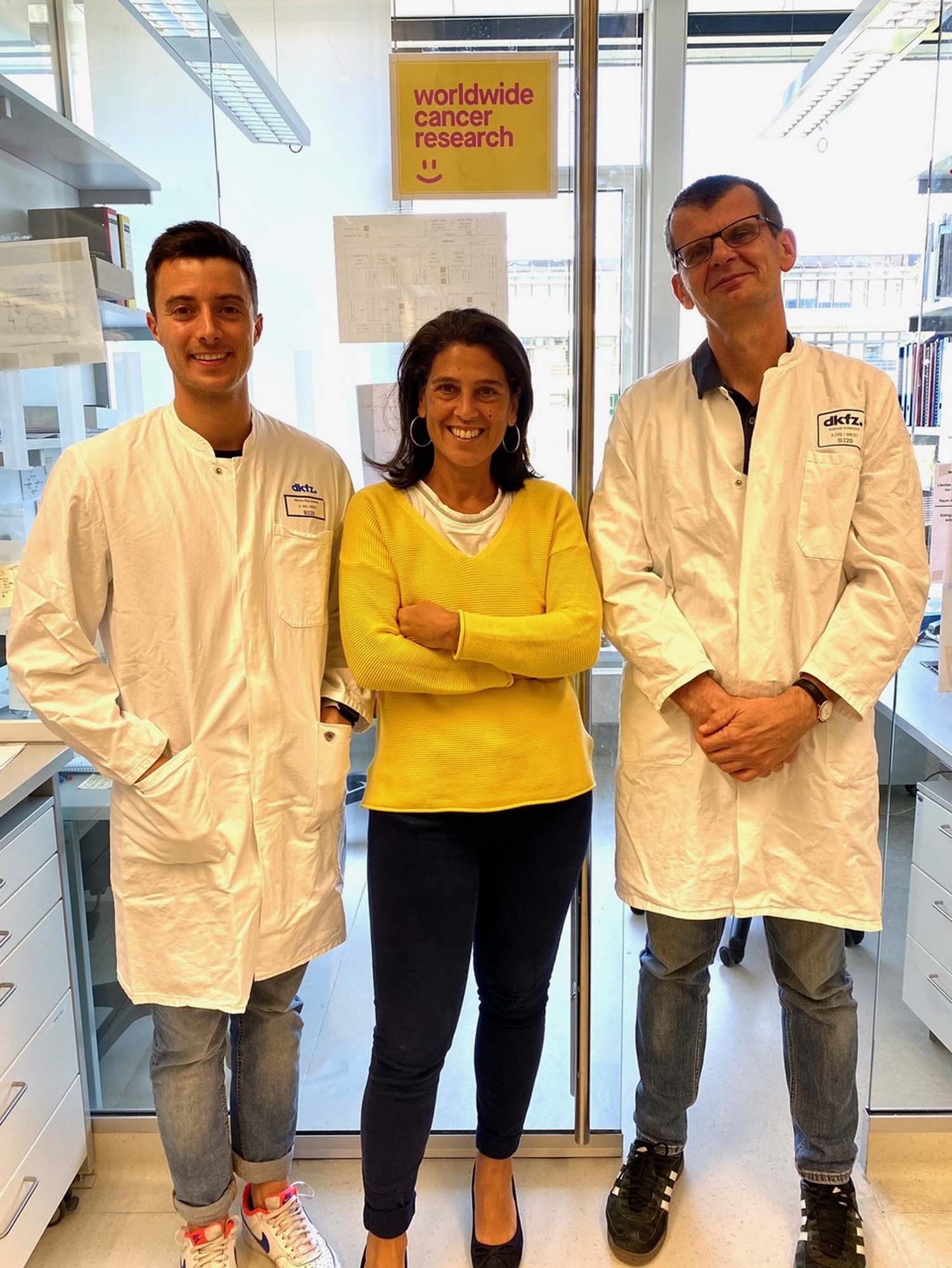 Rocio Sotillo Team in the lab